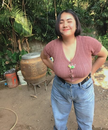 Phiromya Pangyouk star free pics