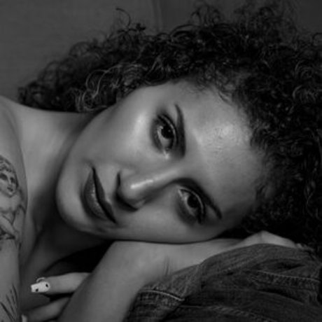 intimatemomentsboudoir star hd picture