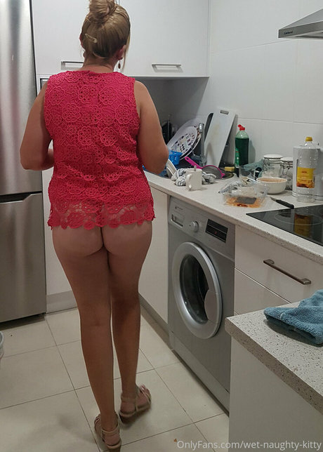 tall redhead onlyfans hot nude photo