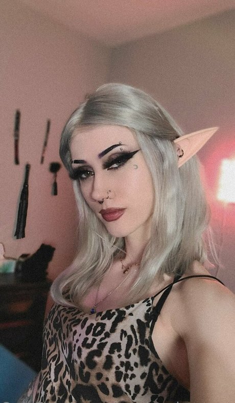 sabrinadraconiafree model xxx photo