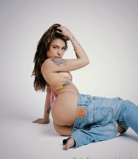 skyelia model nude gallery