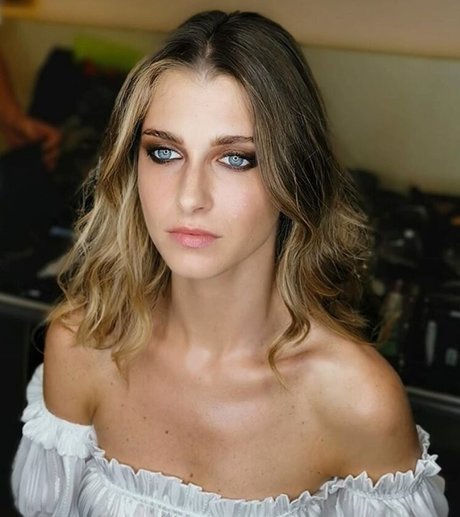 Silvia Mazzieri hot model images