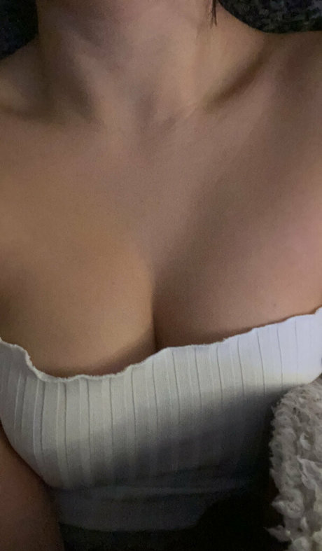 LittleBunnyBabie star porn photos