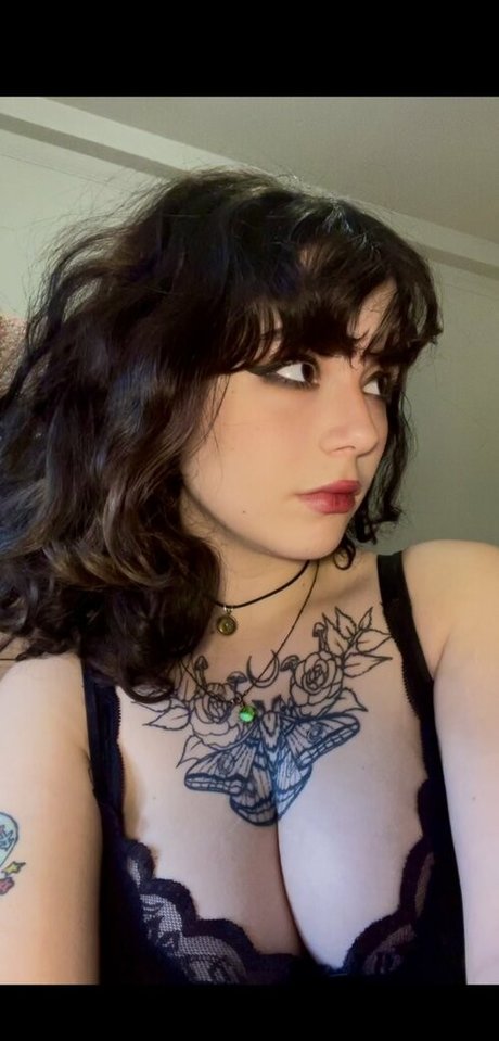 Lilkittymoon1 star xxx pictures