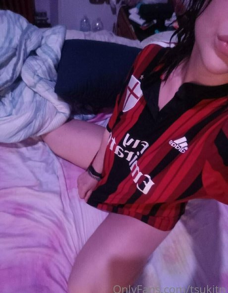 tsukitn model adult photo