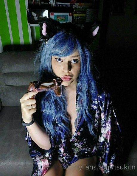 tsukitn nude pornstar picture