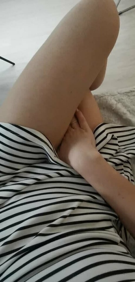 yanajuicy pornstar nudes picture