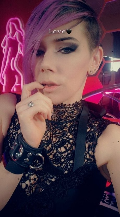 fatalgothfree nude pornstar archive