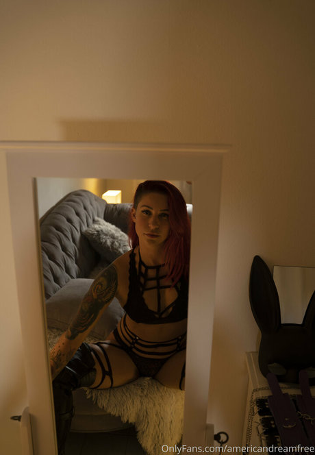larraphoenix top model galleries