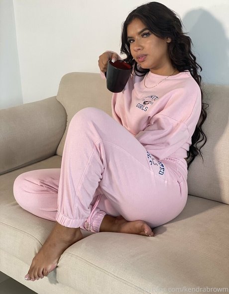 kendrabrowm best star image