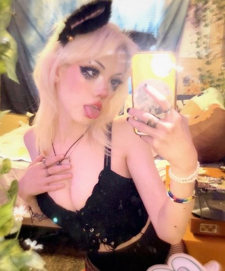 pipssqueakss pornstar hot pic
