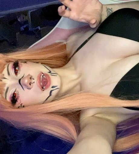 pipssqueakss nude model pictures