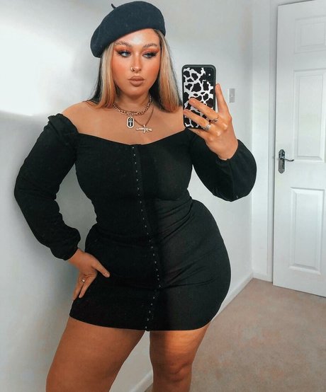 Holly Marston art pornstar photo