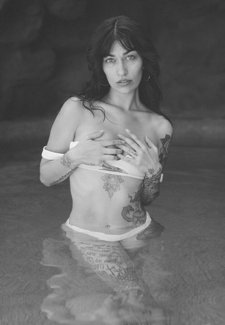 dallasemaxxfree model sexy picture