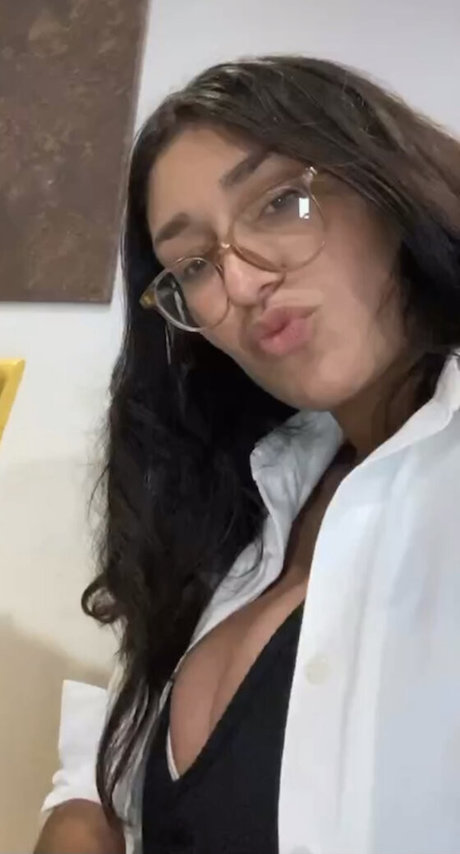 Itzel Lozano star beautiful photo