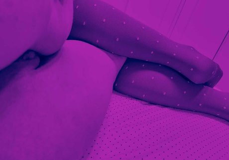 lov fetish model art img