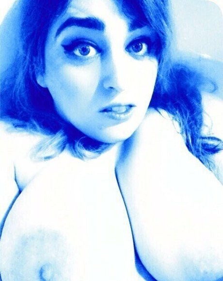 berrychicka nudes star pics
