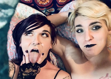 tskaelamoon star pornographic gallery