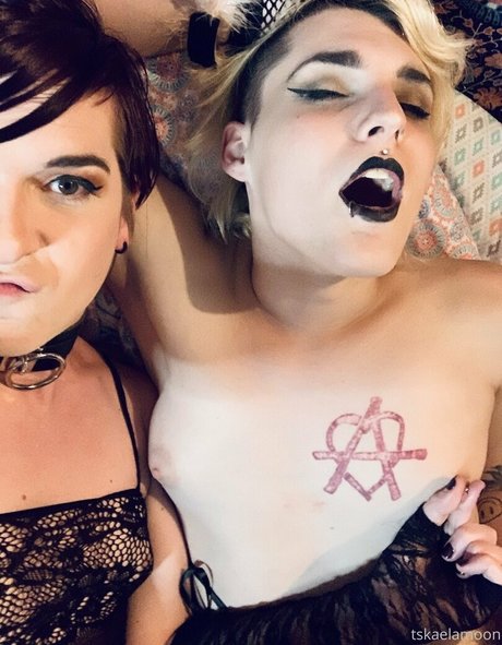 tskaelamoon nudes model archive