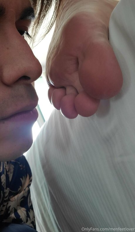 menfeetlover model porn image