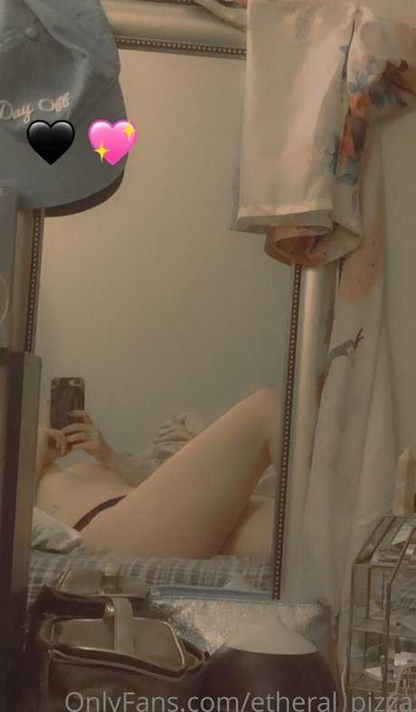 etheral pizza nude actress gallery