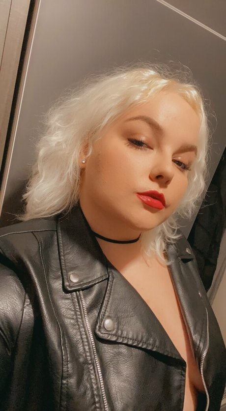 moniiquexxx actress picture