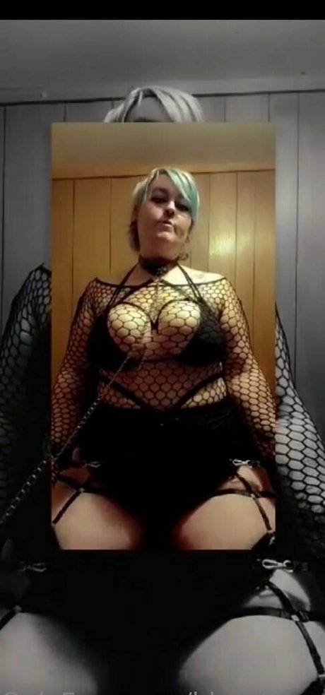 bbwstonerdoll star top pics