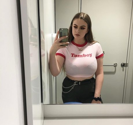 Bex McFadden nude pornstar archive