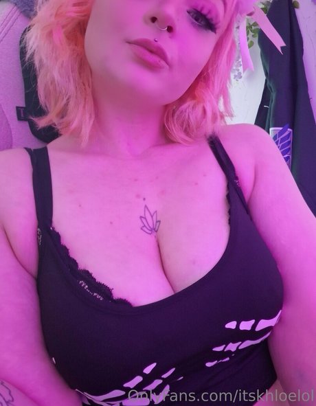 itskhloelol pornstar pretty gallery