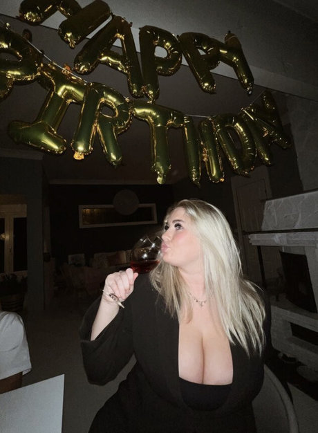 curvy naked onlyfans hot xxx archive