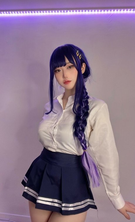 imeva high quality model image