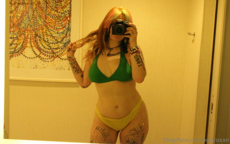 kegroxan hot model pics