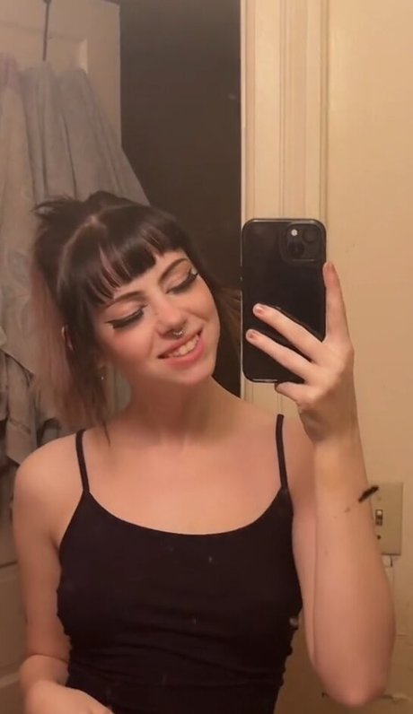 OkayGnomie xxx star pic