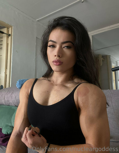 nucleargoddess nice model pics