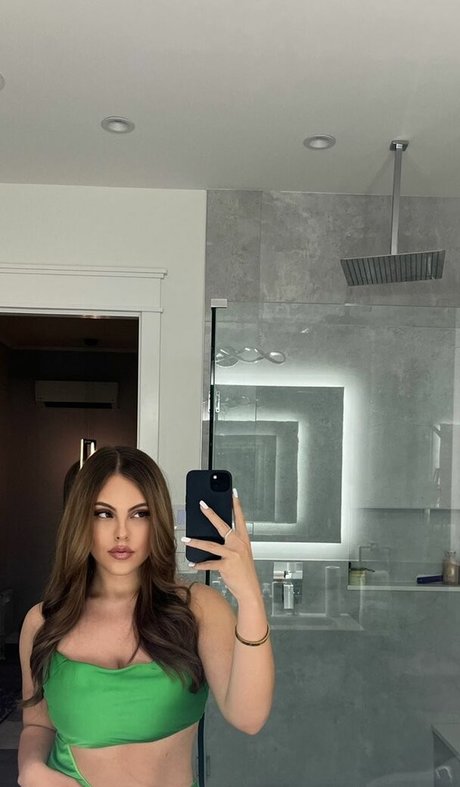 Nicole O free pornstar photos