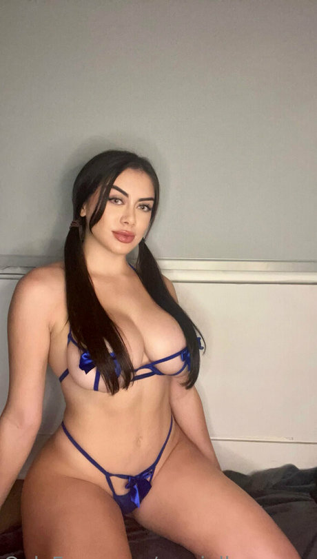 mariellamaexo adult star pic
