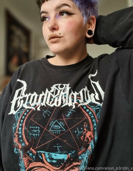 little m0th xxx pornstar image