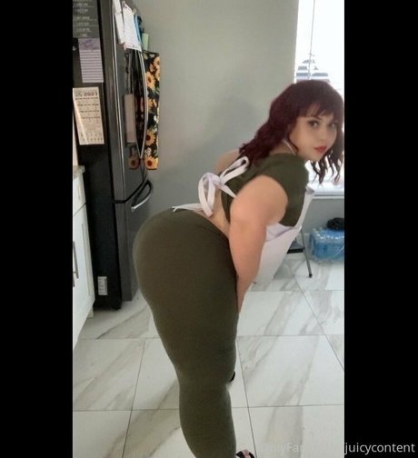 juicycontent pornstar nude photo