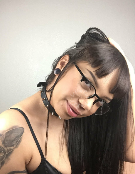 leilacherryfree nice model image