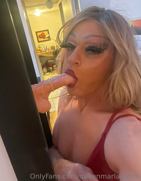 queenmarlagonzo pretty model pic