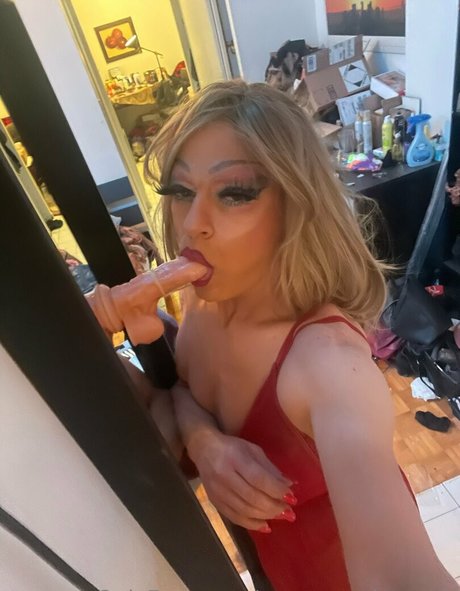 queenmarlagonzo star erotic galleries