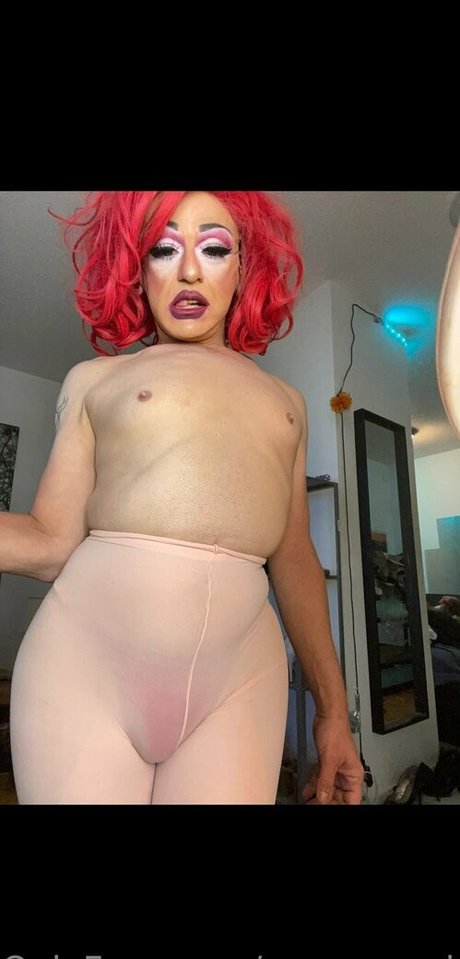 queenmarlagonzo star erotic photo