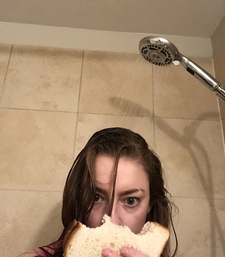 SuopOnTwitch pornstar nice pics
