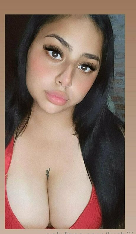 luchiii erotic star image