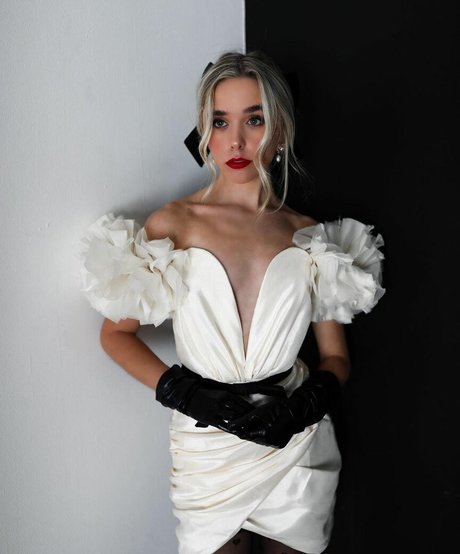 Jenna Davis star art photo