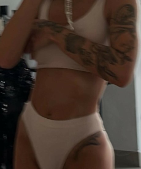 Manu Guglielmi xxx star photos