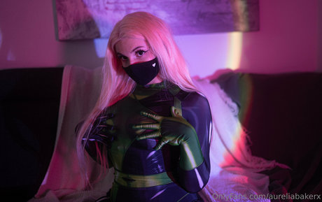 aureliabakerx nice model img