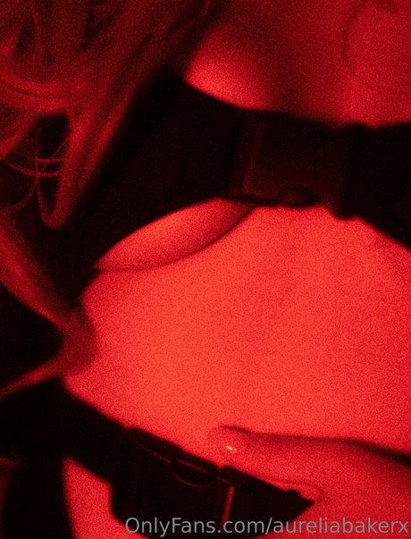 aureliabakerx model pornographic pictures