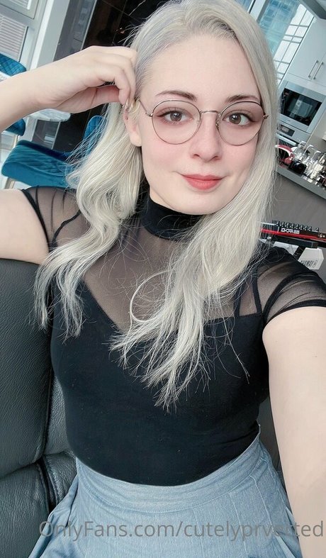 cutelyprverted pornstar nude photos