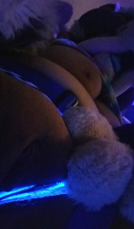 bigtittytusky nude pornstar images
